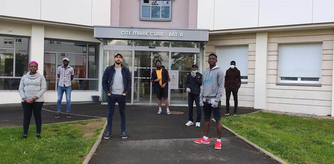 Le Calvaire Des Etudiant E S Africain E S Confine E S En France