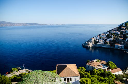 Theatre for Dreamers by Polly Samson mixes real stories with romance