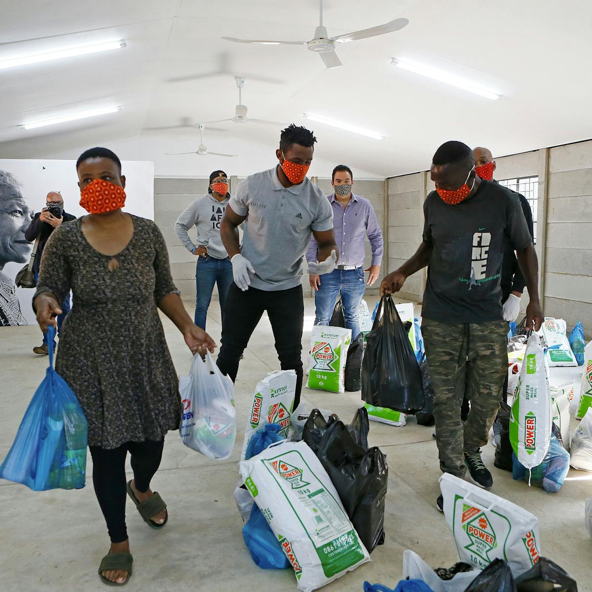 Local Networks Can Help People In Distress South Africa S Covid 19 Response Needs Them