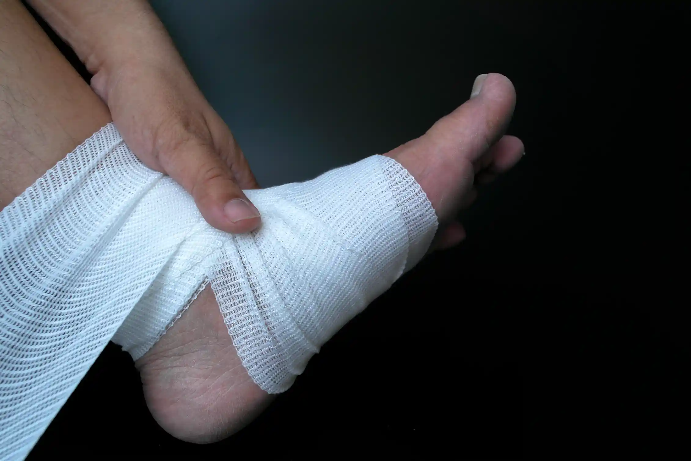 Compression Injury Example How to recover from an exercise injury – according to a sports ...