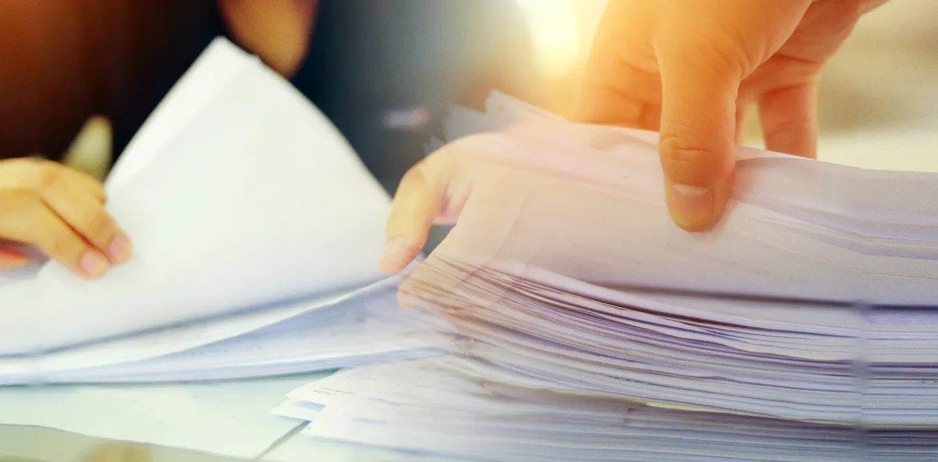Paper Jobker Performers and sole traders find it hard to get JobKeeper in part ...