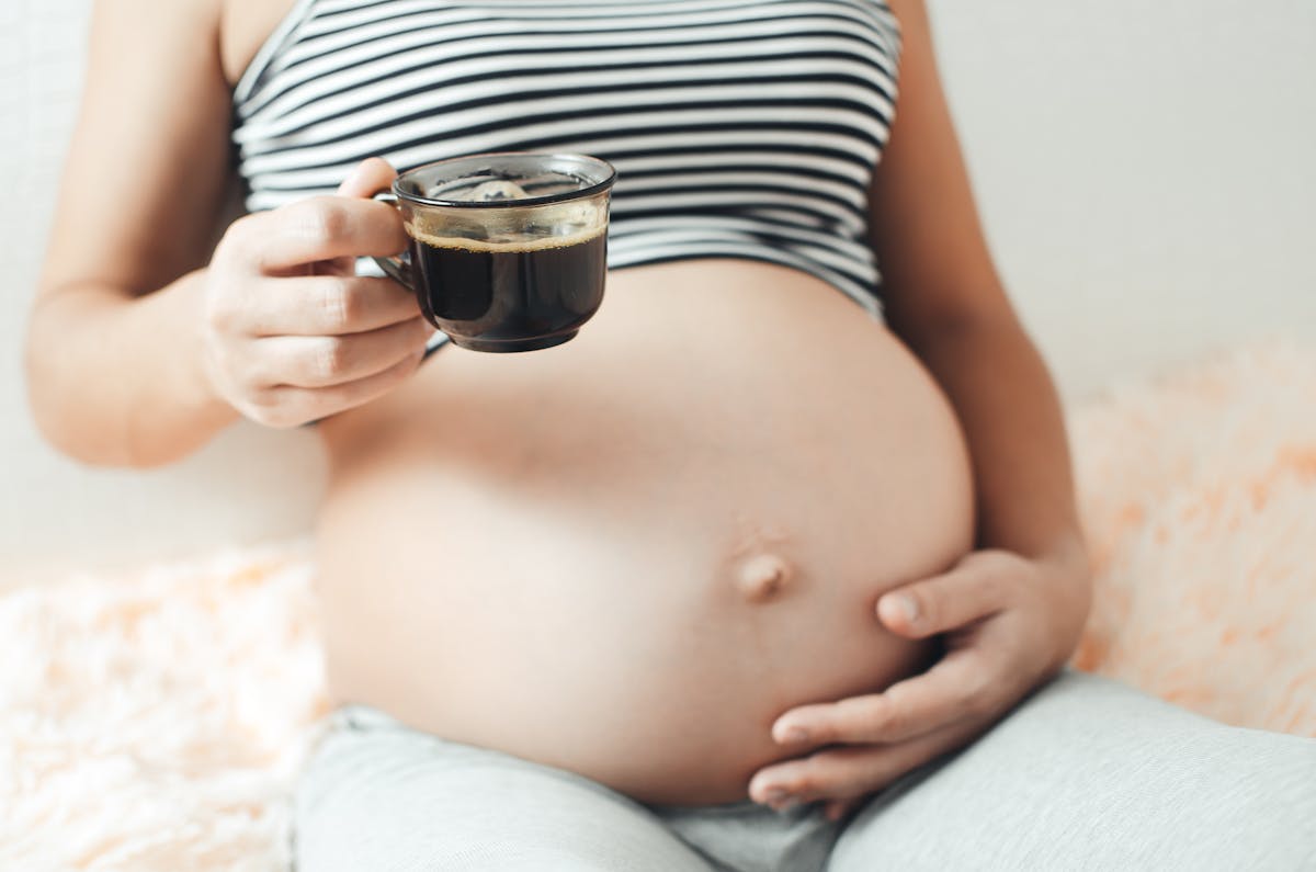 Is It Ok To Drink Coffee While Pregnant We Asked 5 Experts