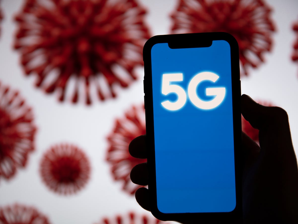 Four Experts Investigate How The 5g Coronavirus Conspiracy Theory