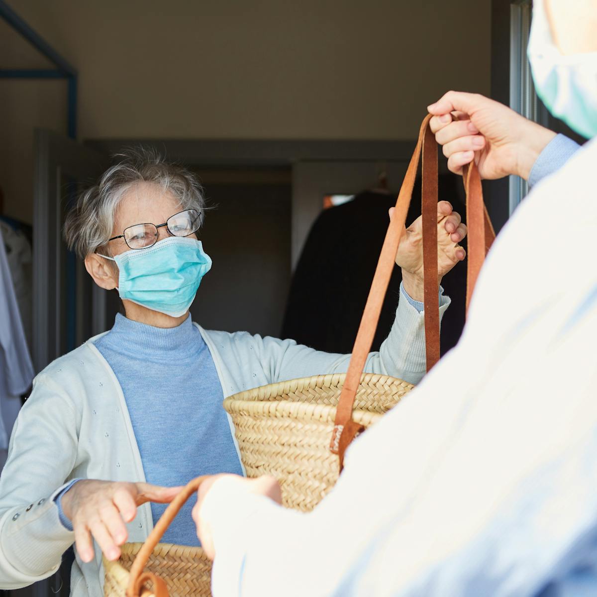 Coronavirus Why We Need To Keep Protecting The Over 70s