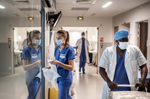 Débat : L'épidémie de Covid-19 incite à remettre à plat la gestion de l' hôpital