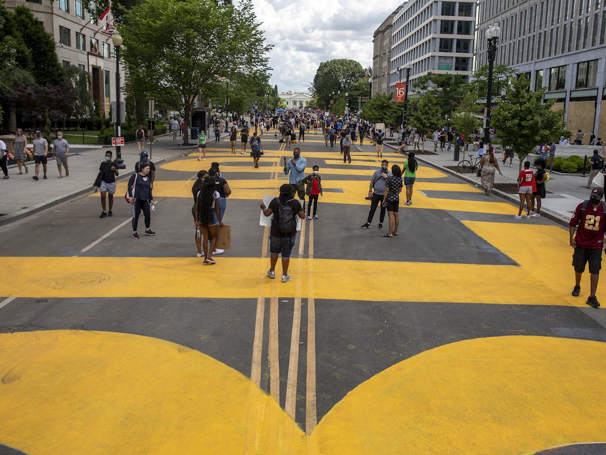 How Dc Mayor Bowser Used Graffiti To Protect Public Space