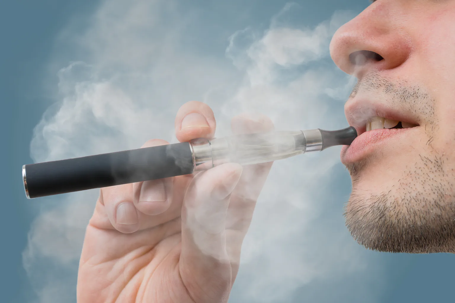 E-cigarettes found to cause change in mouth bacteria which could lead to gum disease or oral cancer E-cigarettes found to cause change in mouth bacteria which could lead to gum disease or oral cancer