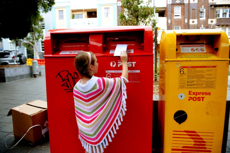 You've got (less) mail: COVID-19 hands Australia Post a golden opportunity to end daily letter delivery