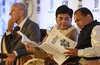 Medicaments La Pandemie De Covid 19 Remet En Question Le