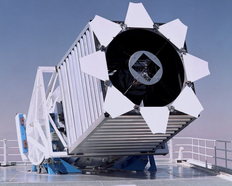 Picture of the Sloan Digital Survey Telescope.