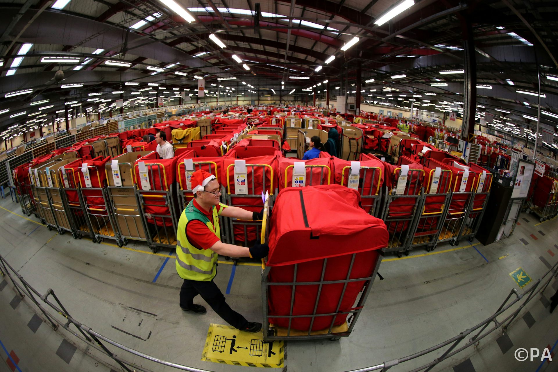 ROYAL MAIL SHARE PRICE