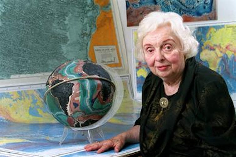 Portrait of Marie Tharp in 2001