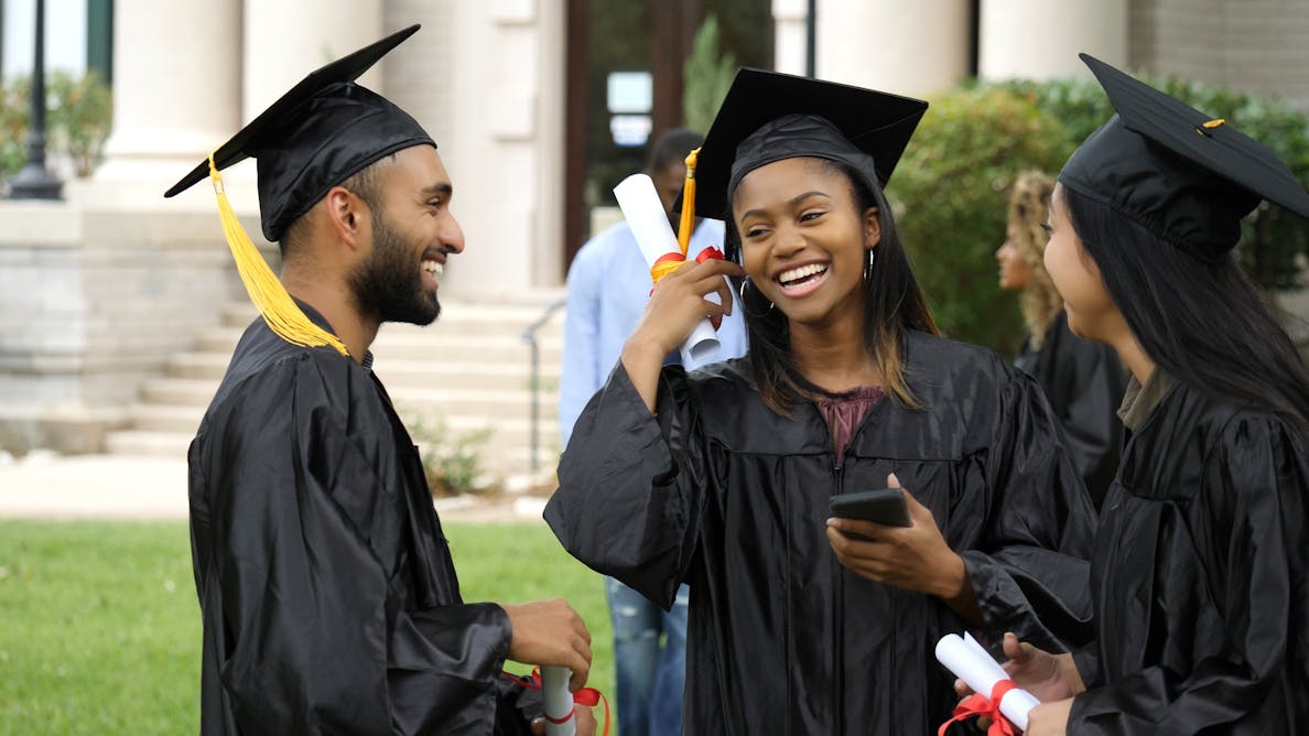After graduating from the university. Африканские университеты. Gettyimages; UWO через Pen News. Grands and scholarships.