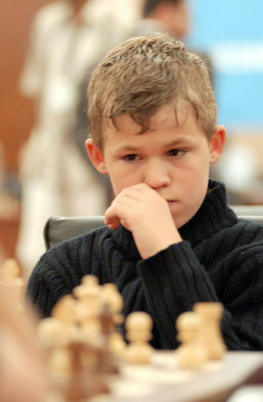 Anand vs Carlsen: the age effect in the World Chess Championship