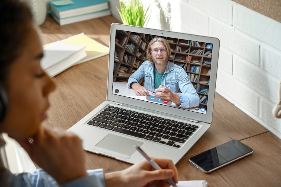 Student having video call with lecturer.