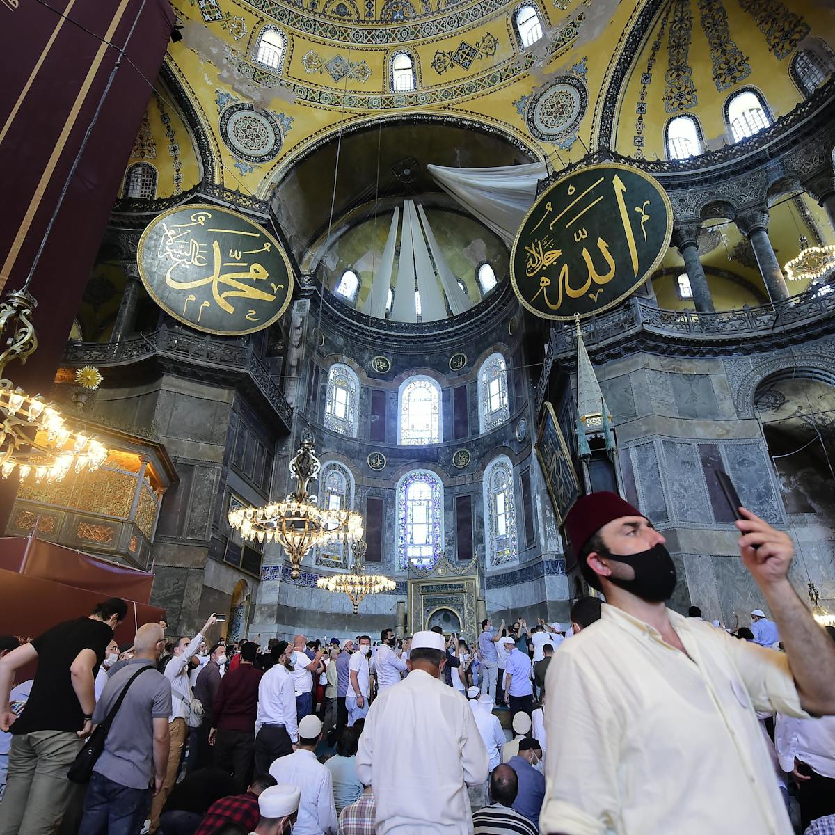 Hagia Sophia Has Been Converted Back Into A Mosque But The Veiling Of Its Figural Icons Is Not A Muslim Tradition