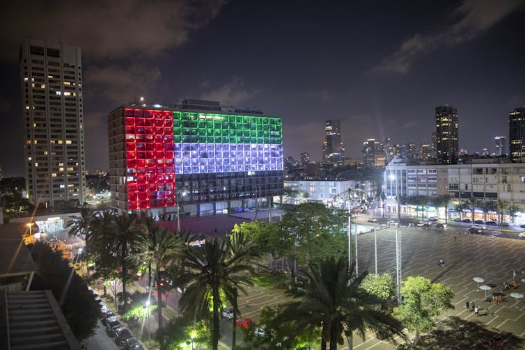 Tel Aviv's city hall lit up with the UAE flag.