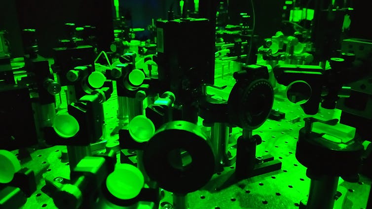 ميكانيكا الكم, كمومية, فيزياء الكم, جسيمات, فيزياء الجسيمات