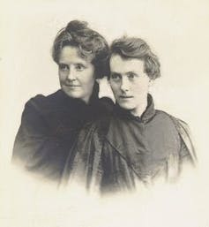 Black and White photograph of Katherine Harris Bradley and Edith Emma Cooper.
