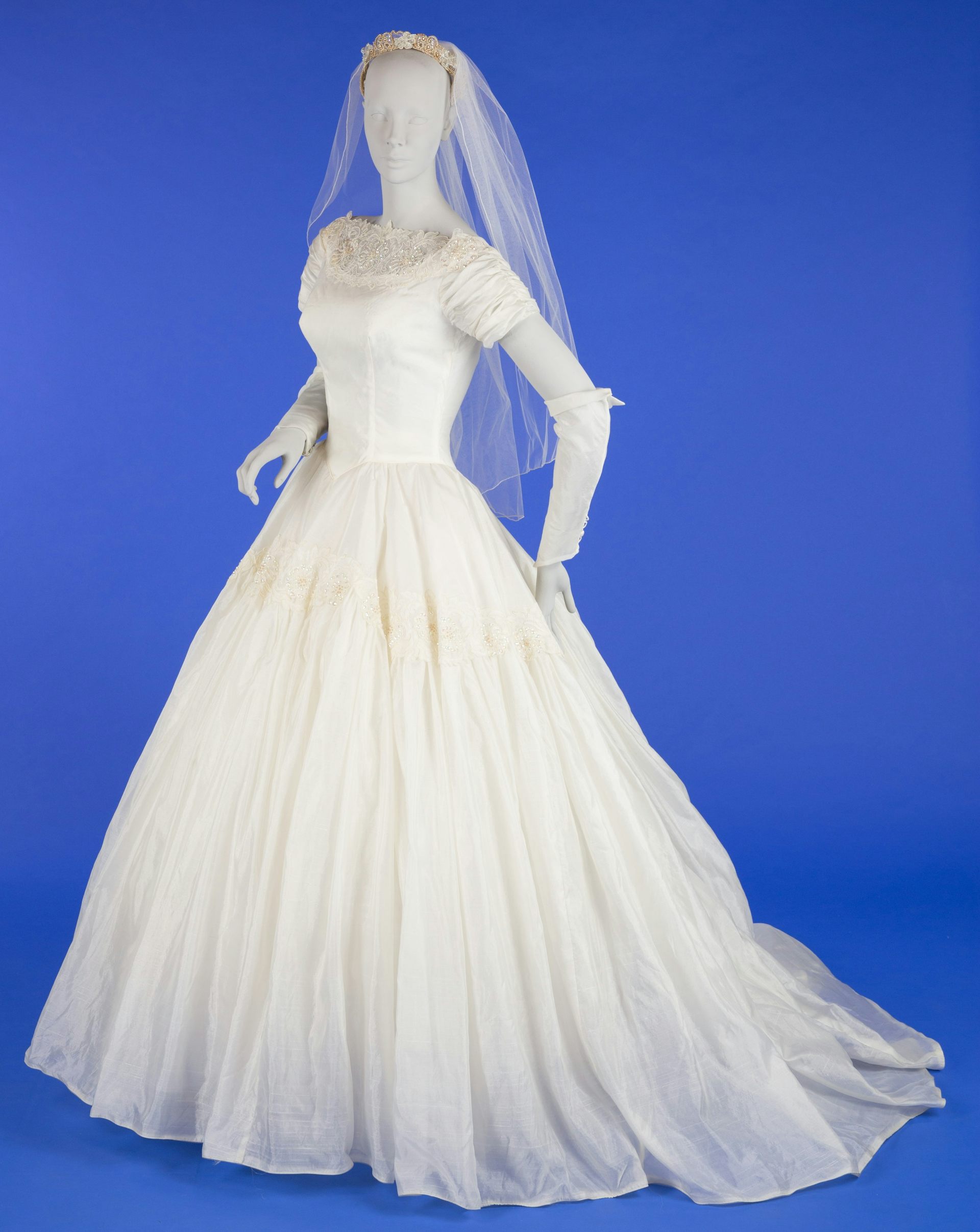 Plain  Simple Wedding Dresses  WED2B