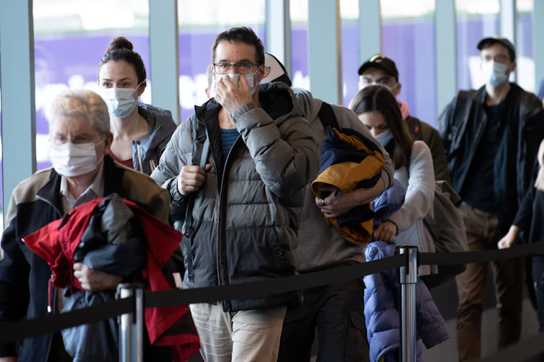 people in face masks