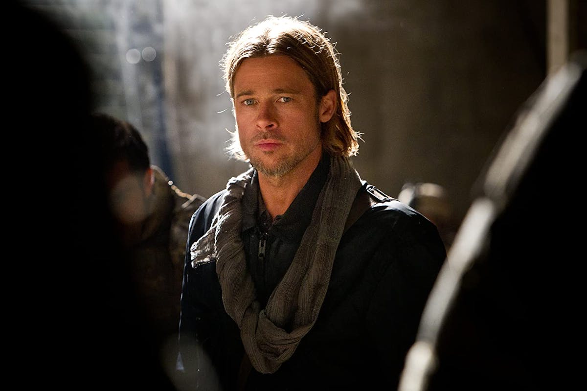 The Great Movie Scenes World War Z Frames The Terror Of Loss Of Self And The Threat Of A Mass Pandemic