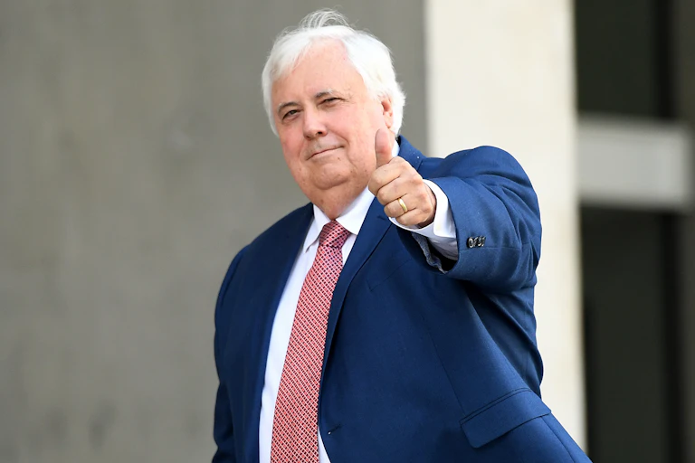 Clive Palmer giving the thumbs up