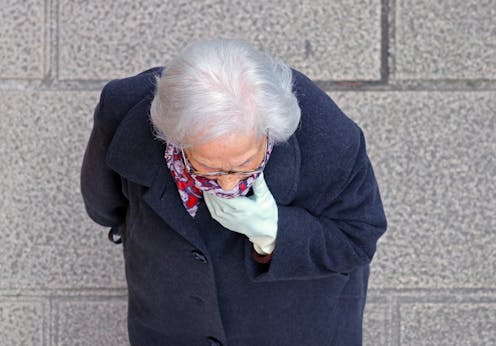 Unos niveles adecuados de actividad física son ideales a todas las edades para mantenerse saludable. Las personas mayores son las que más perciben sus efectos, tanto beneficiosos (si son activos) como perjudiciales (si son inactivos).