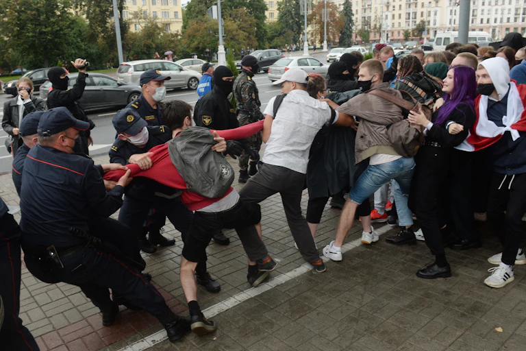 Young Belarusians being arrested by police in Minsk