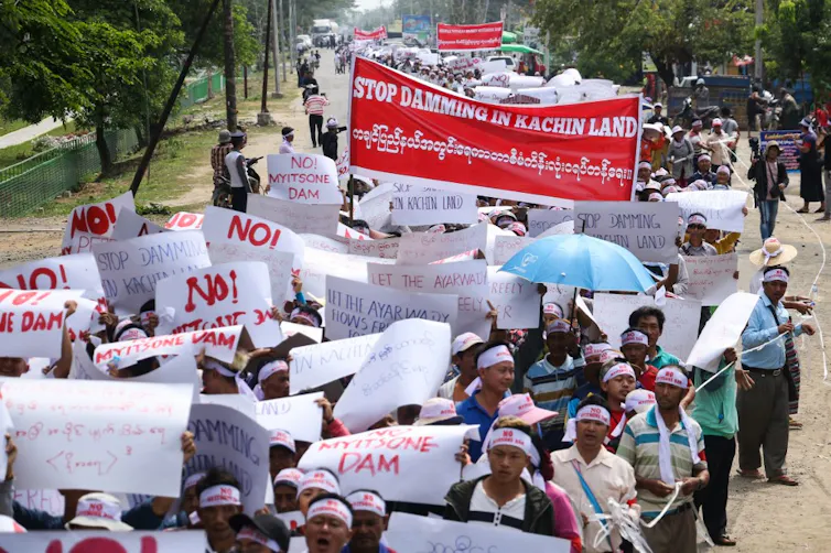 Manifestation contre le projet de barrage Irrawaddy Myitsone