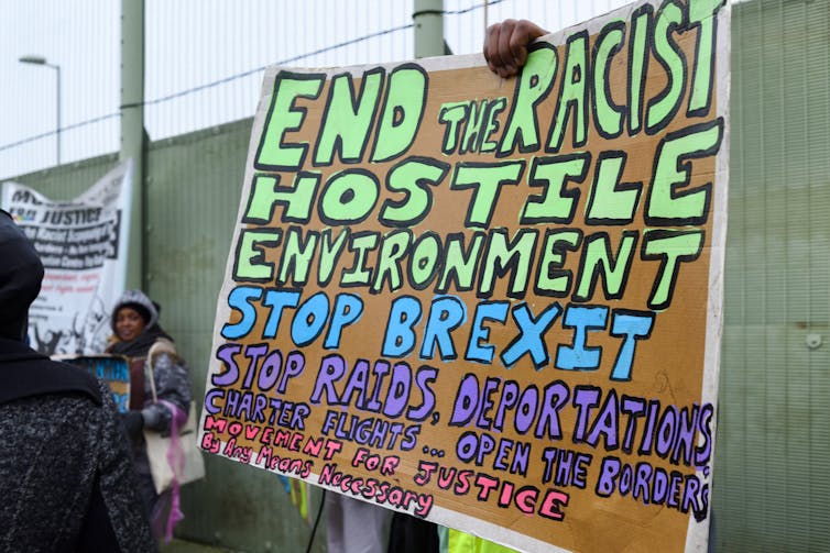 Protestors outside immigration detention centre.