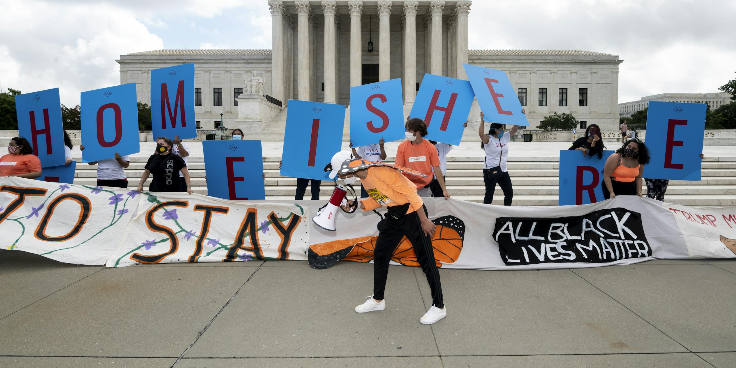 https://images.theconversation.com/files/357317/original/file-20200909-18-1y3hkrb.jpg?ixlib=rb-1.1.0&rect=51%2C773%2C5653%2C2826&q=45&auto=format&w=2560&fit=crop https://images.theconversation.com/files/357317/original/file-20200909-18-1y3hkrb.jpg?ixlib=rb-1.1.0&rect=51%2C773%2C5653%2C2826&q=45&auto=format&w=2560&fit=crop