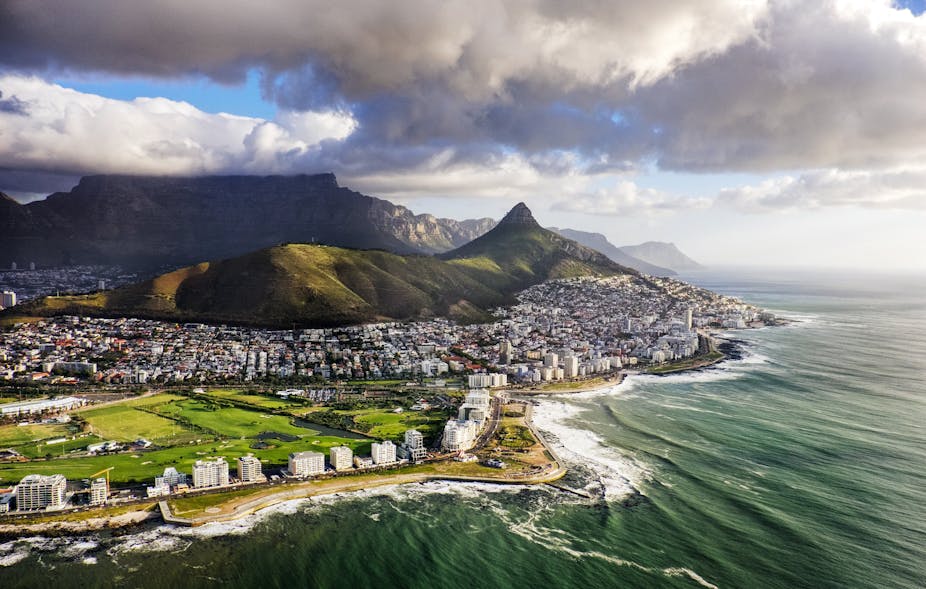 Sprawling view of Cape Town and the mountains that frame it.