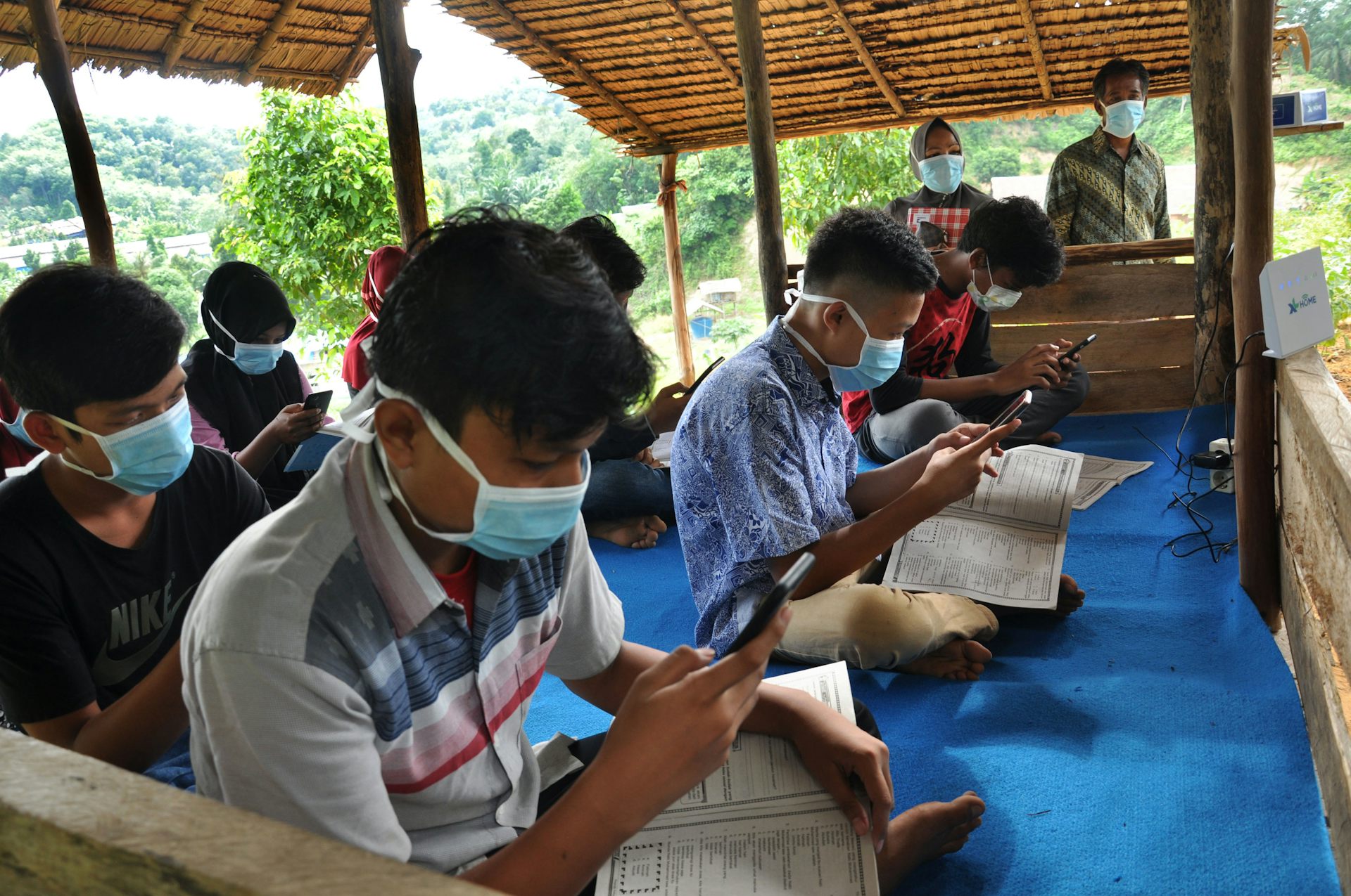 Pandangan Negatif Pada Kelompok Miskin Tidak Hanya Salah, Namun Juga ...