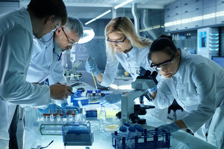 Medical researchers in a lab
