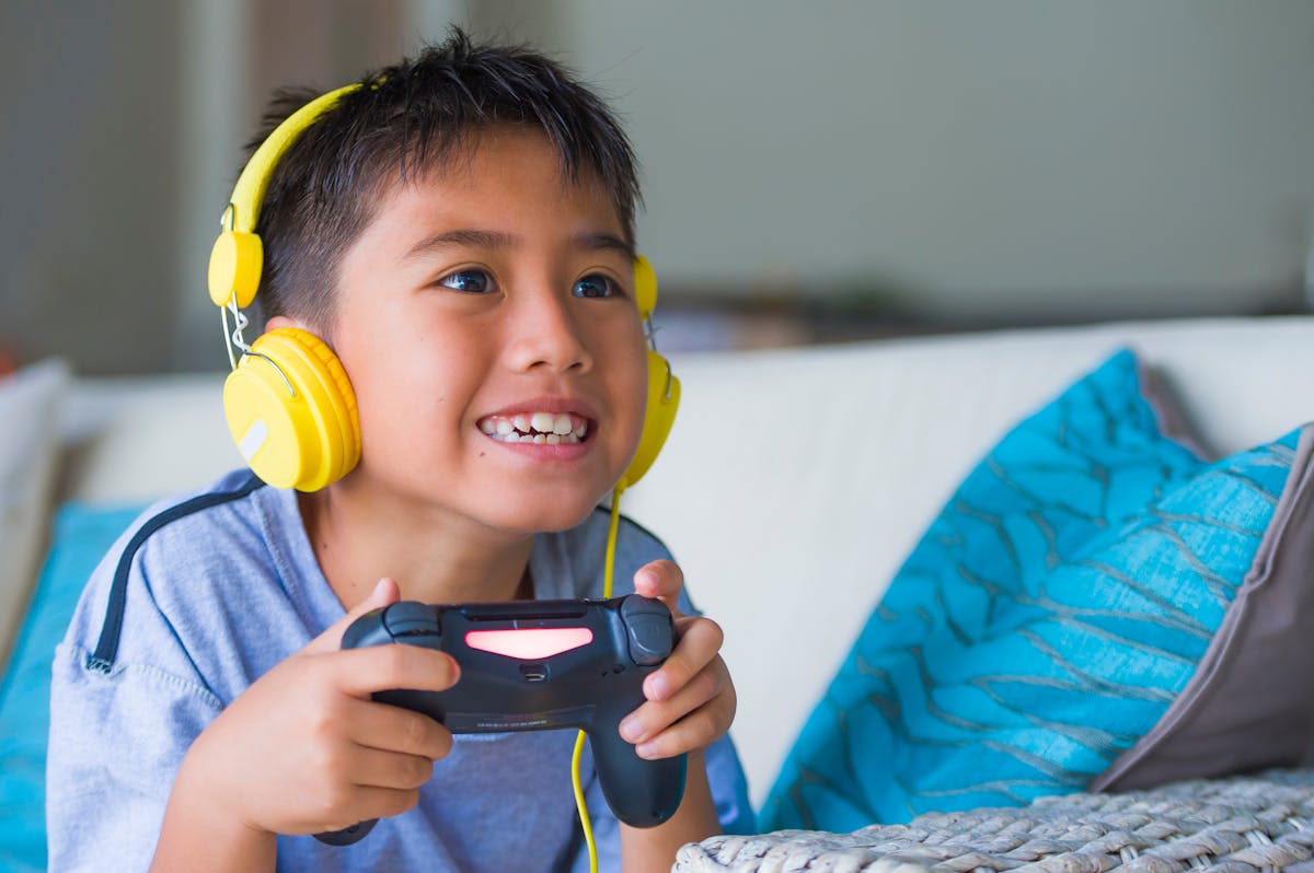 Video games can add to kids' learning during COVID-19 pandemic