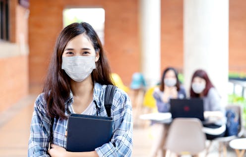 La pandemia coloca a los estudiantes universitarios en el centro del aula