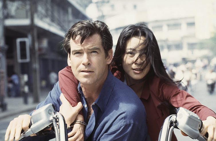 Pierce Brosnan and Michelle Yeoh in Tomorrow Never Dies