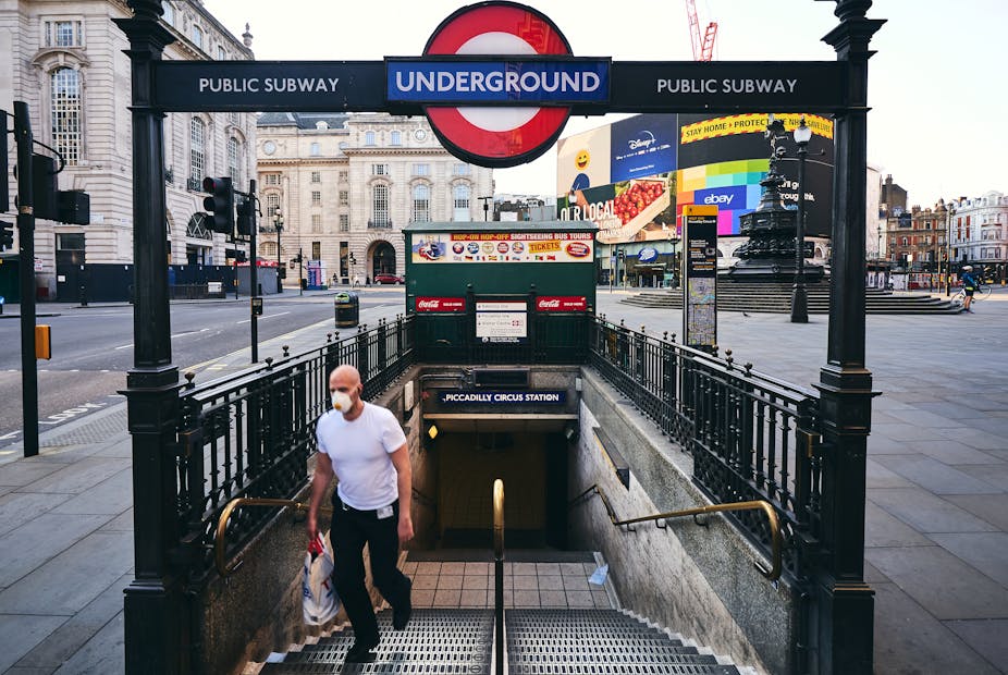 Picture of Piccadilly Circus subway underground station.