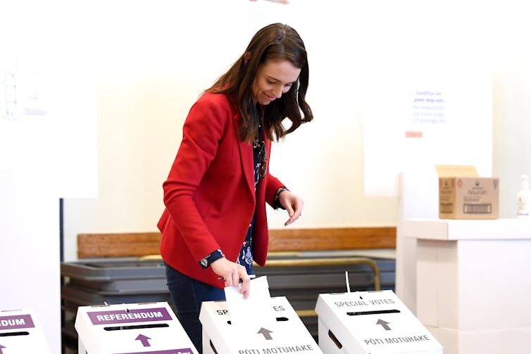 woman voting