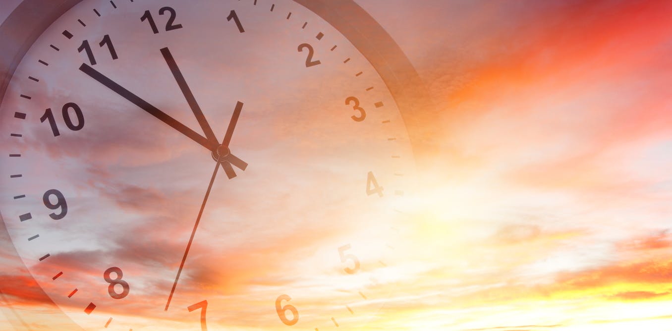 Nuestro cartel horario verano Se acaba el horario de verano: ¿cómo va a afectar a su localidad?