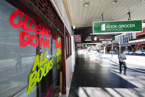 Closing down sign on a CBD shop
