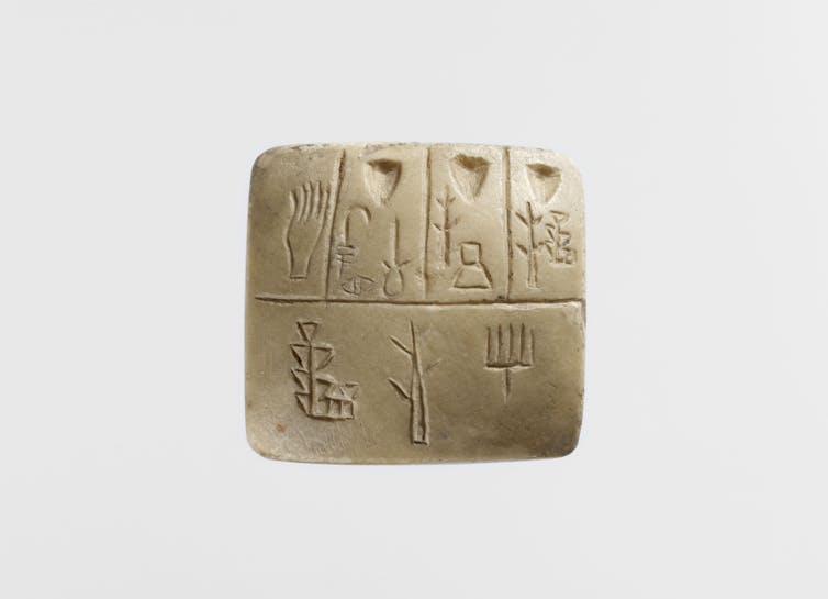 Tablette à écriture précunéiforme en argile