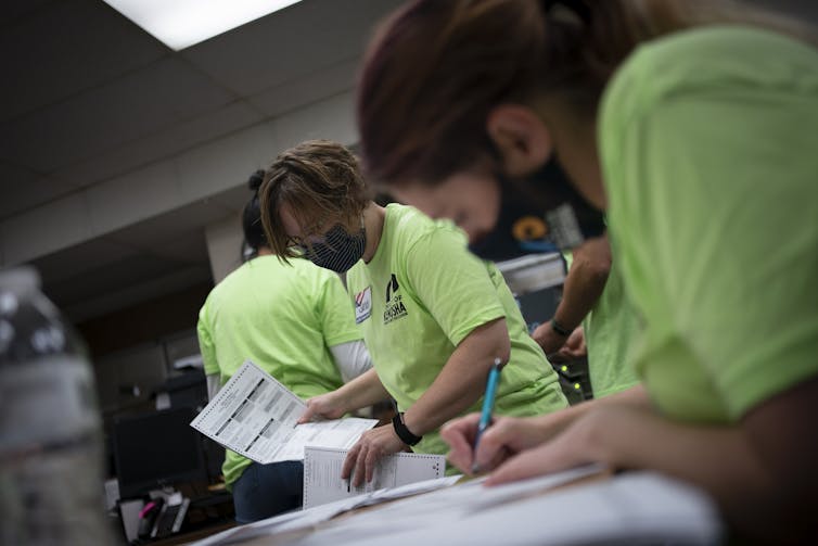 US poll workers