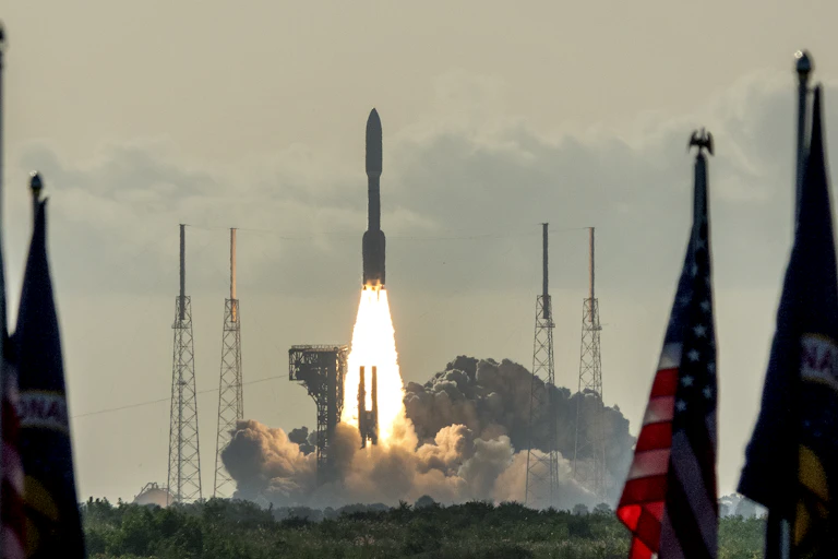 Image of Mars 2020 Perseverance space mission launches from Kennedy Space Center.