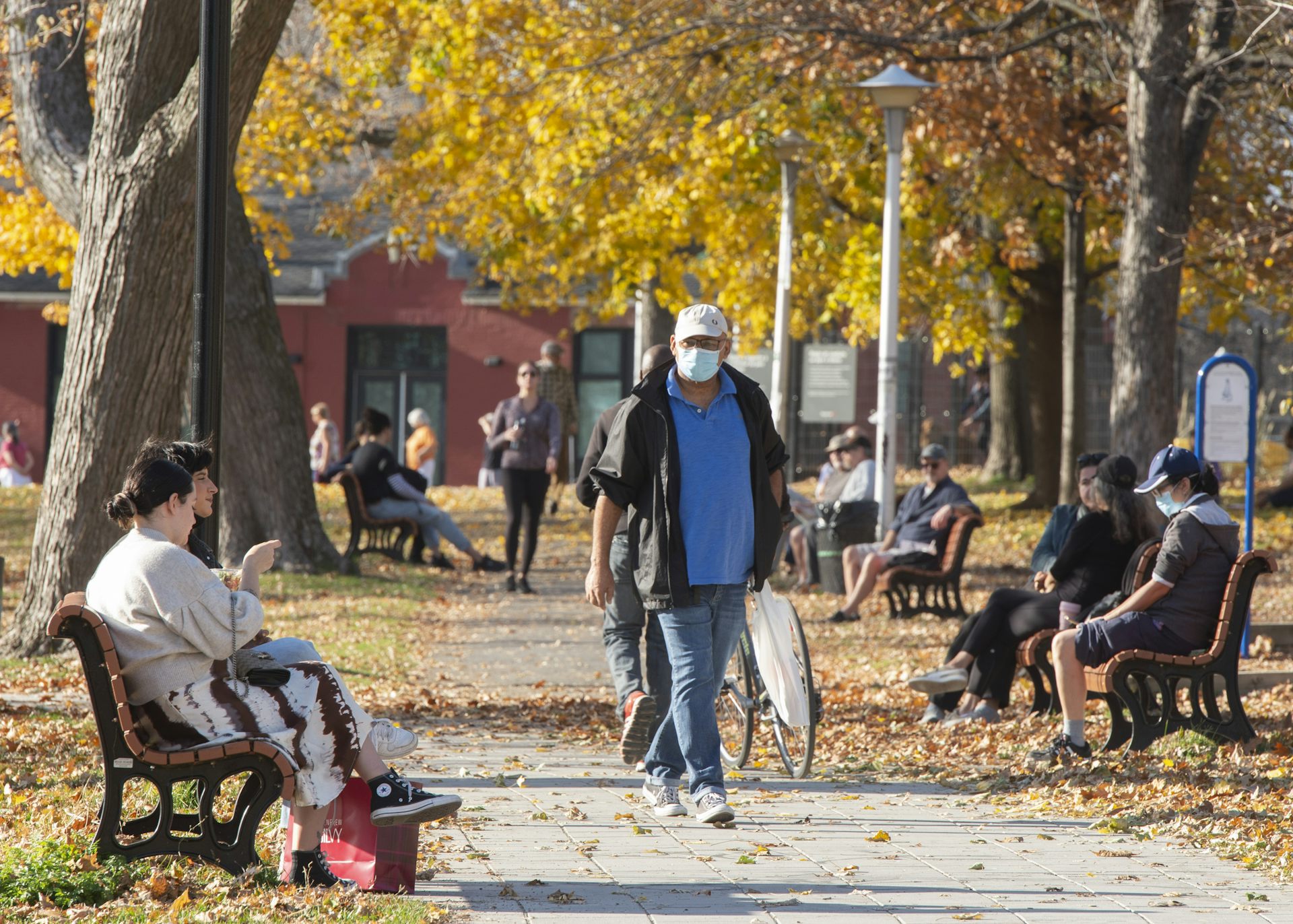 Post Pandemic Cities Can Permanently Reclaim Public Spaces As Gathering   File 20201115 23 1wa6h73 