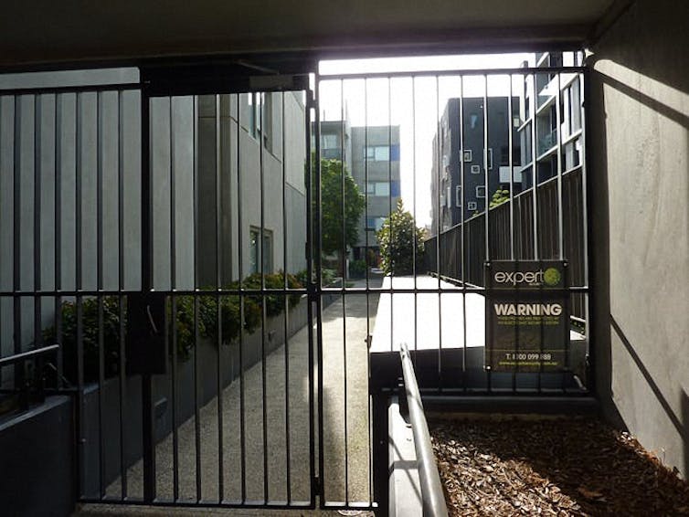 private garden area at Carlton housing estate redevelopment