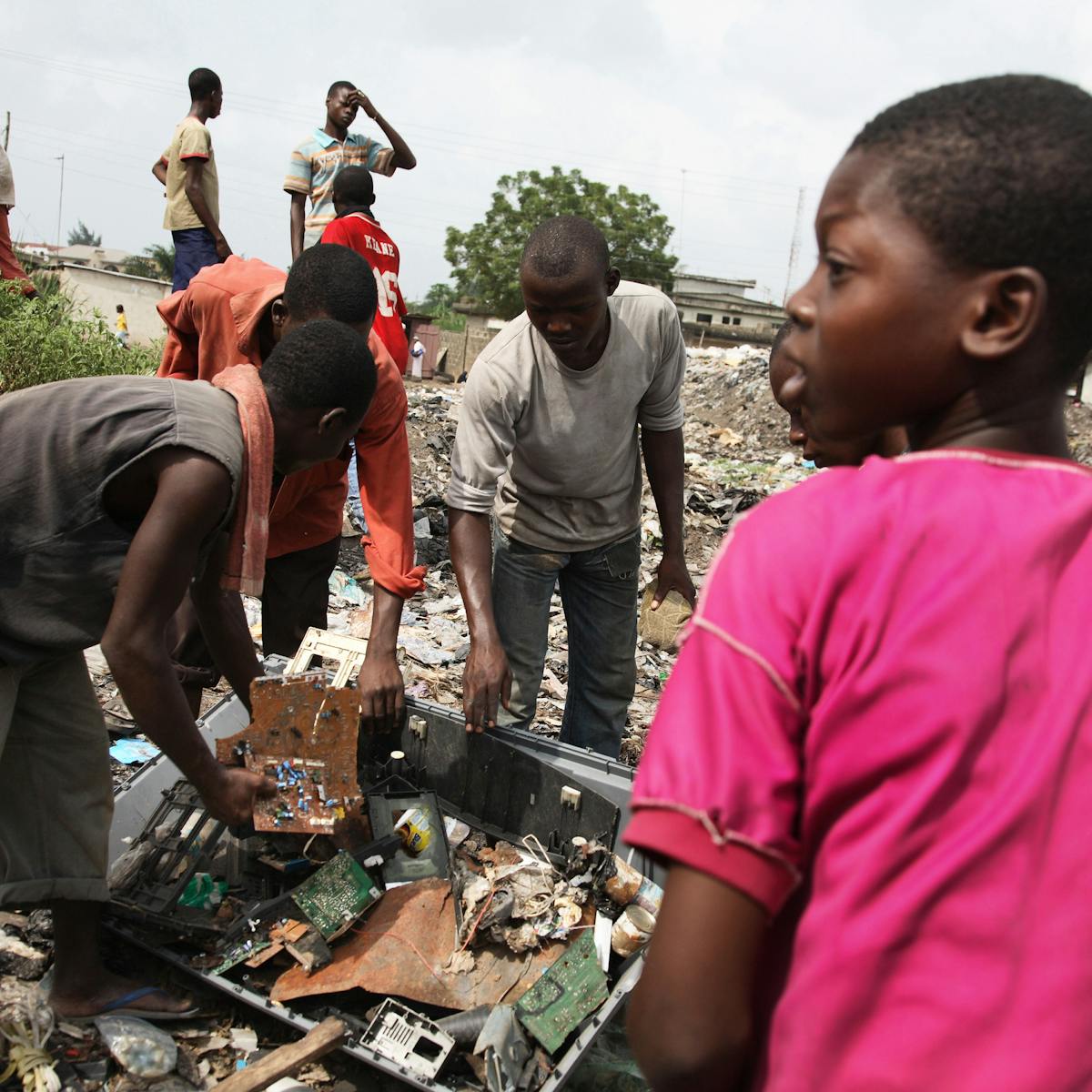 Nigeria's COVID-19 waste management policy should include the informal sector