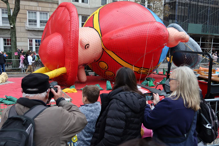 Harold the Fireman balloon lies face down.