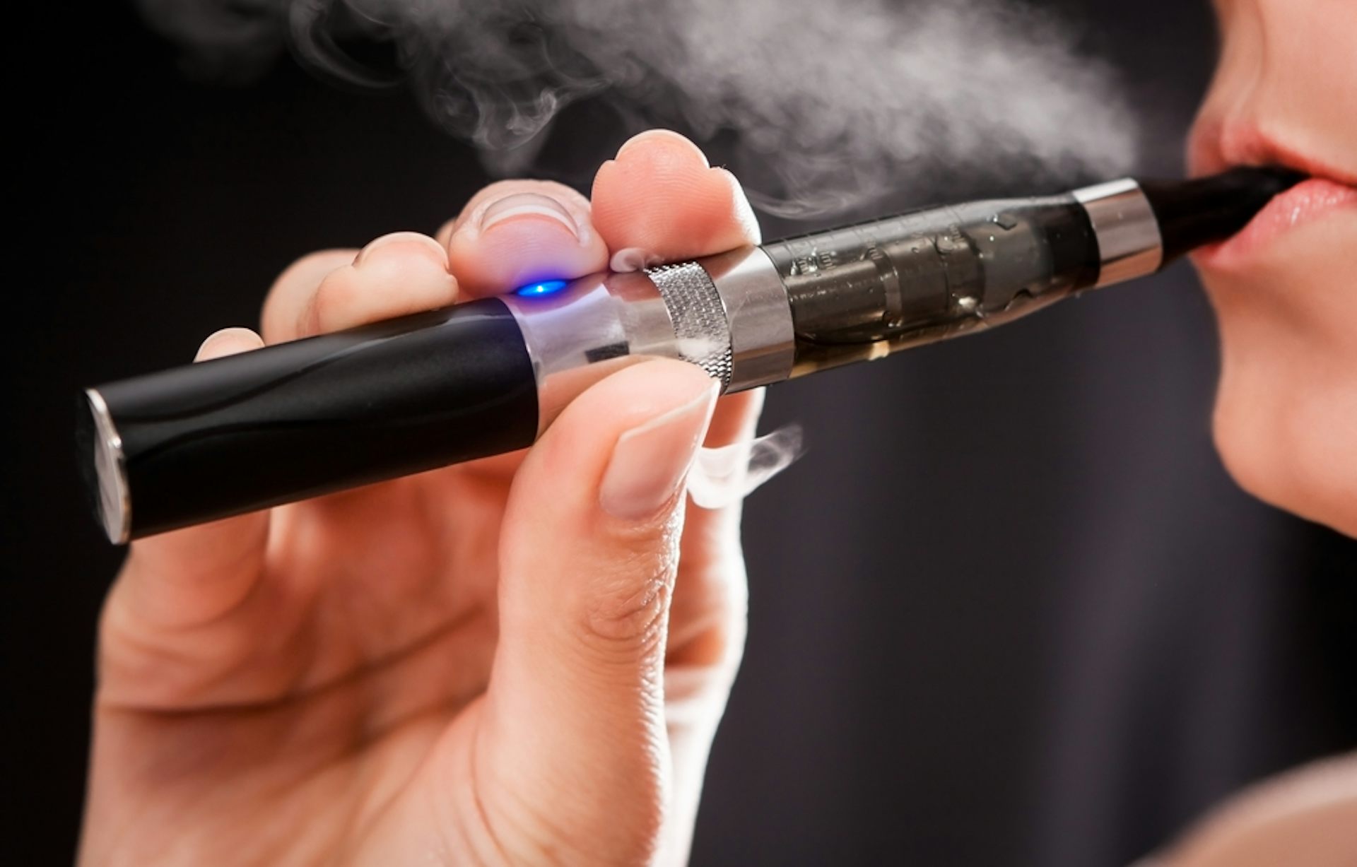 Explainer what are electronic cigarettes